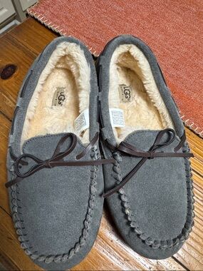 UGG Gray Suede Moccasins with Shearling Lining and Bow